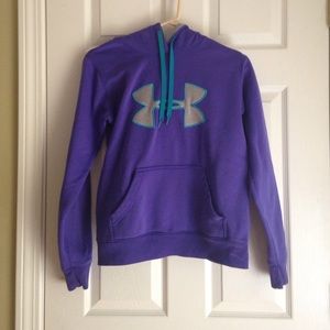 Under armour sweatshirt