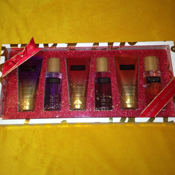 VICTORIA'S SECRET Six Piece Gift 💖