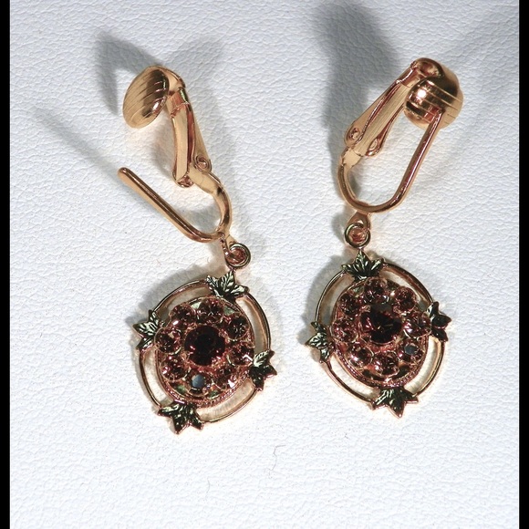 Clip-on Earrings - Picture 2 of 2