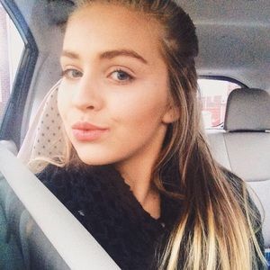 Meet your Posher, Julia