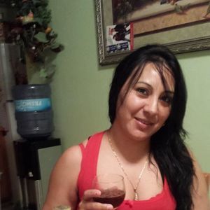 Meet your Posher, Hortencia