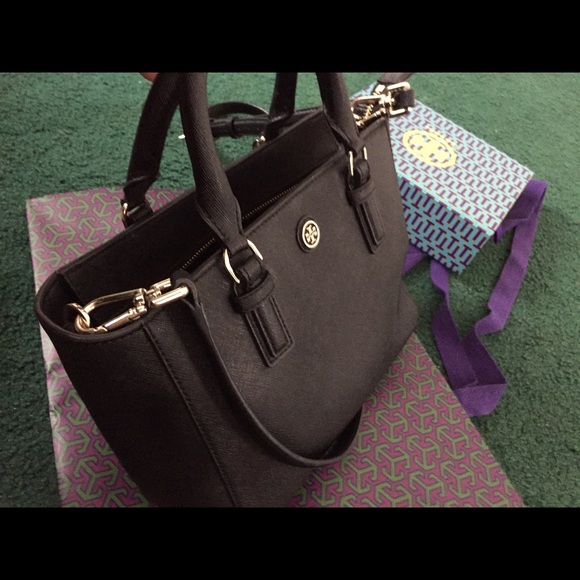 Tory Burch Robinson Small Zip Tote