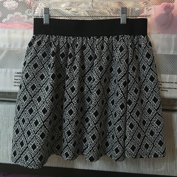 High waisted skirt!