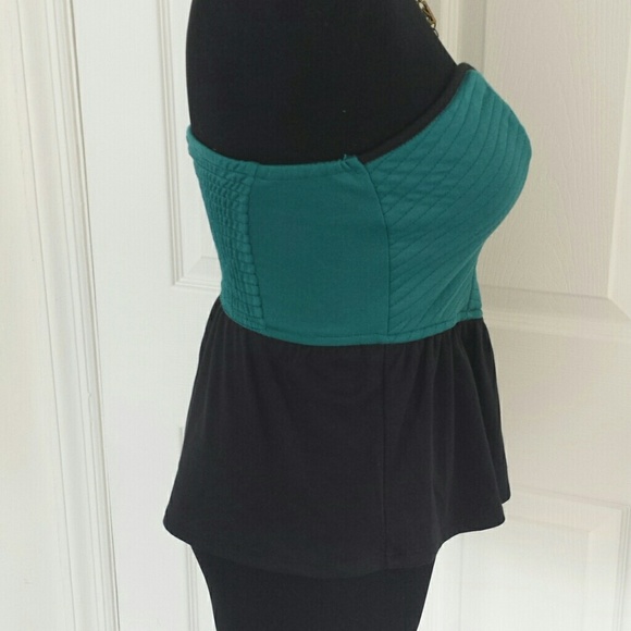 Urban Outfitters Sweetheart Peplum Top - Picture 2 of 4