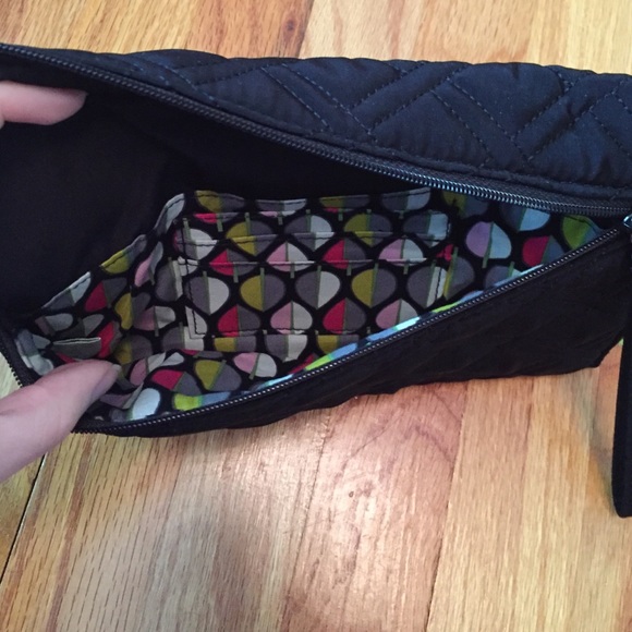 Vera Bradley wristlet - Picture 3 of 3