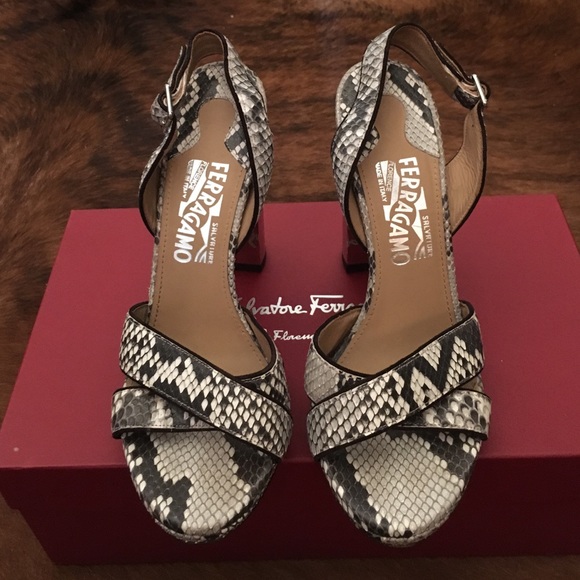 Ferragamo PYTHON SKIN heels exotic and rare - Picture 2 of 3