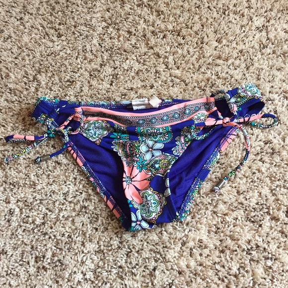 swim suit bottoms