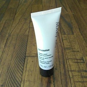 Mary Kay TimeWise Matte-wear Liquid Foundation