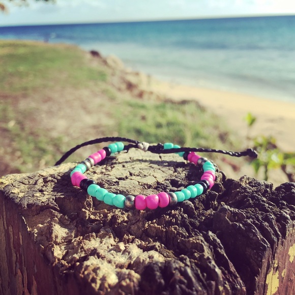 Summer Love 💗 Glass Beads Bracelet