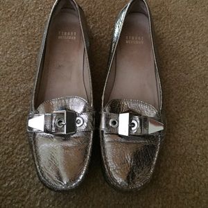 Stuart Weitzman 9m flats silver/gold metallic.
