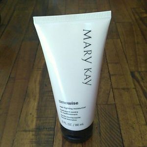 Mary Kay TimeWise Age-Fighting Moisturizer