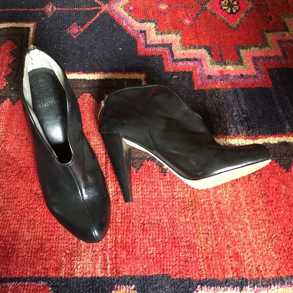Vince Camuto Tall Bk Leather Booties