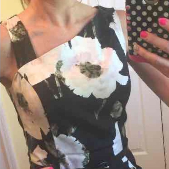 Sleeveless Nine West Dress