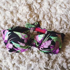 Victoria Secret Bathing Suit Top 32A
