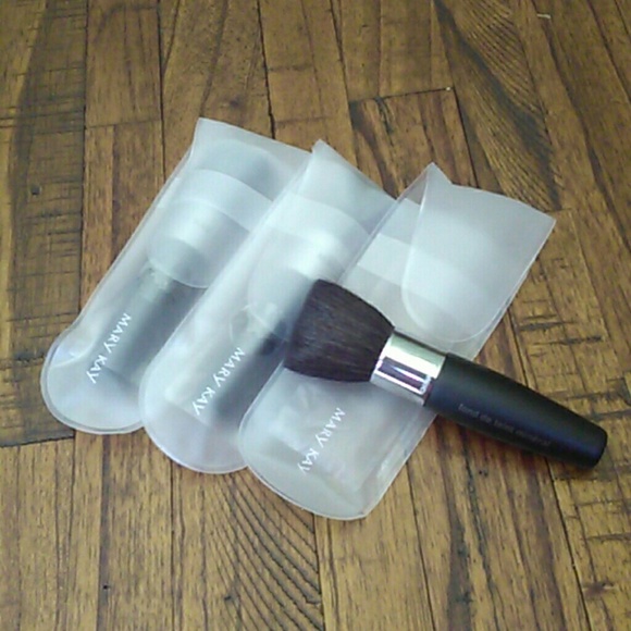 Mary Kay Mineral Foundation Brush