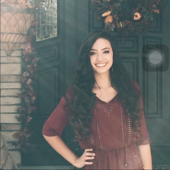 Meet your Posher, Lauren