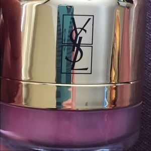 🎉Sale YSL  pink blush with cap mirror🎉