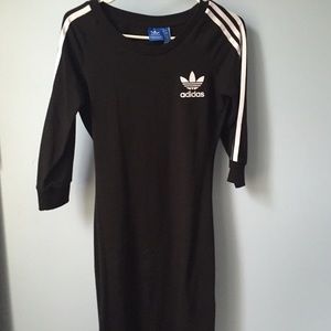 ▪️Adidas midi bodycon dress. ▫️