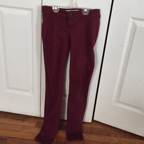 Hollister skinny low rise Jean jeggings maroon