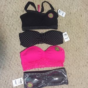 4 "Worn to Be Seen" Bandeau Bra's
