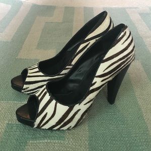 Nine West zebra print peep toe platform pumps
