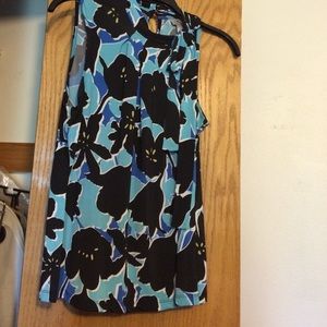 Sleeveless dress tank with tie neckline