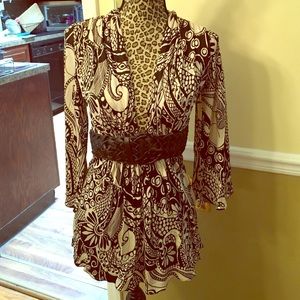 Sky Top- white and black design