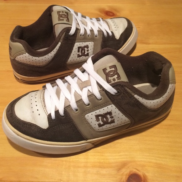 dc shoes brown