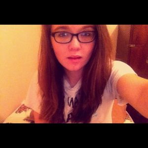 Meet your Posher, Mandy