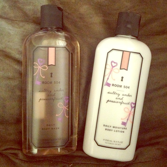 Victoria's Secret "room 504" body lotion&showergel