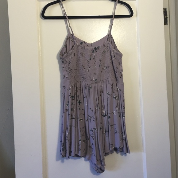 SOLD - Kimchi Blue Flowy Lavender Romper - Picture 4 of 4
