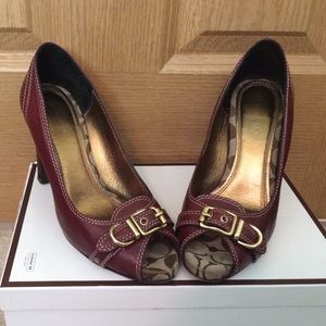 Coach classic heel