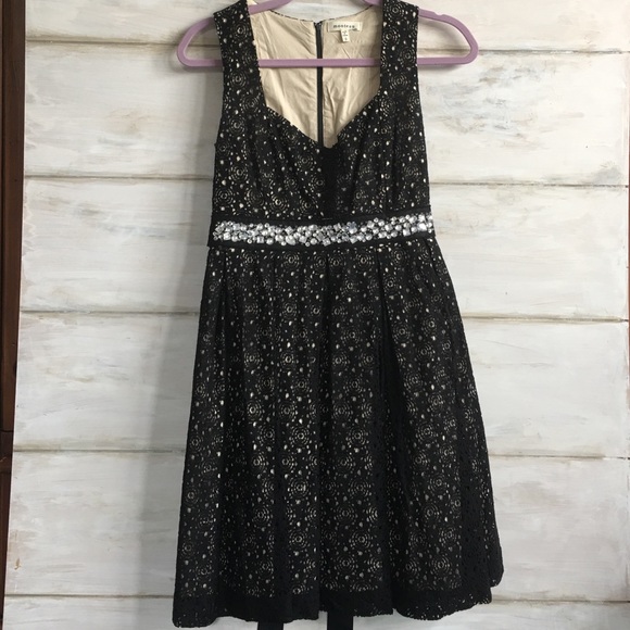 Modcloth Monteau Lace party dress size Small