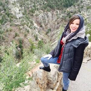 Meet your Posher, Enid alicia