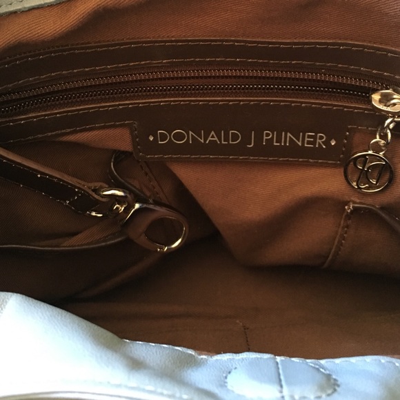 Donald Pliner shoulder bag - Picture 4 of 5