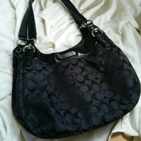 Soho Signature Hobo
