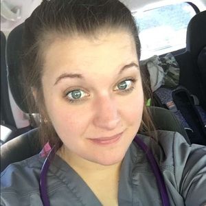 Meet your Posher, Carrissa