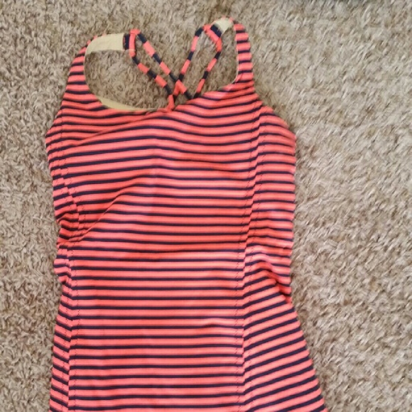 Lululemon tank