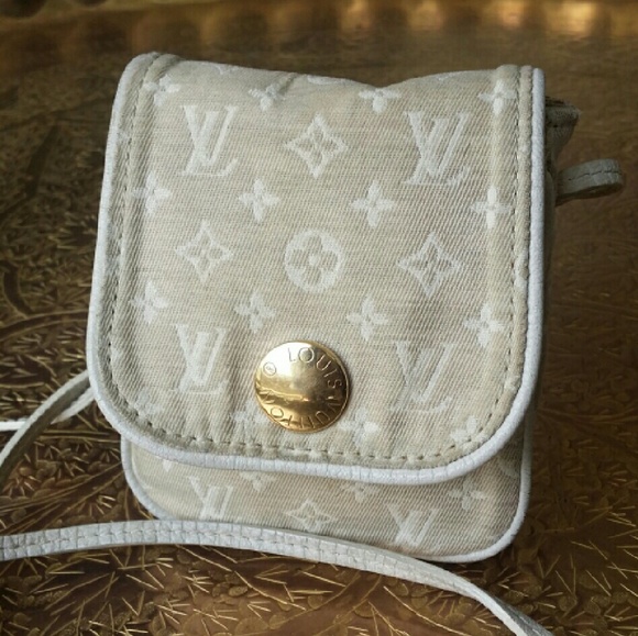 Louis Vuitton Handbags - LOUIS VUITTON Cancun Mini Lin Pouchette