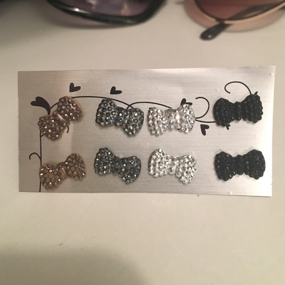 Adorable Bow Earrings