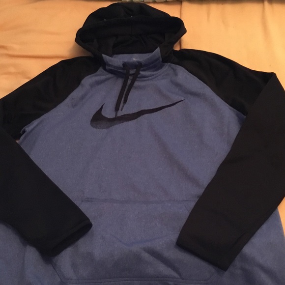 Nike hooded sweatshirt