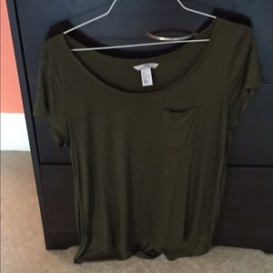 olive green t shirt