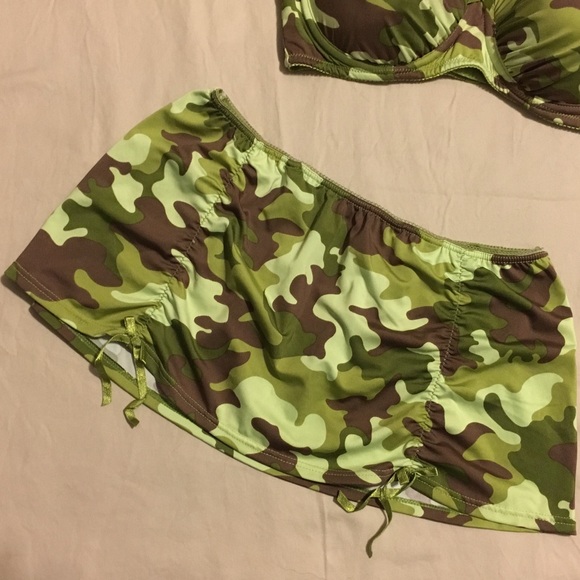 NWOT Native Intimates Camouflage Skirted Thong
