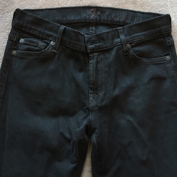 Like new 7 for all mankind black skinny jeans