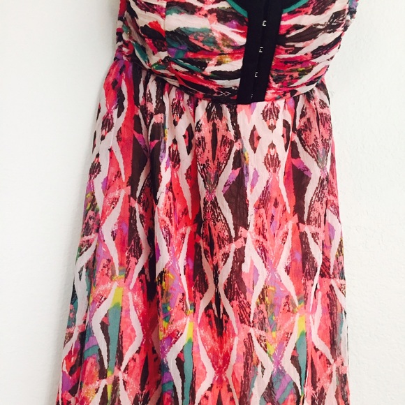 2B BEBE XS vibrant mini summer dress