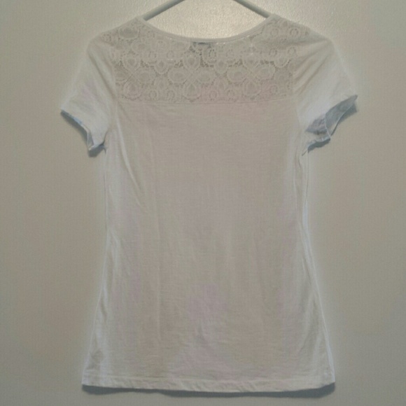 Old Navy - White Tee with Lace detail at top - Picture 2 of 4