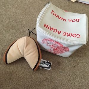 TAKEOUT BOX PURSE AND FORTUNE COOKIE PLUSH