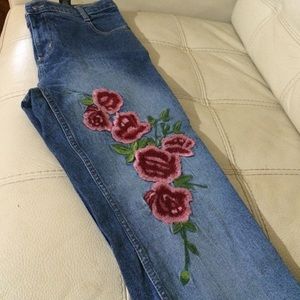 Betsey Johnson size 8 jeans