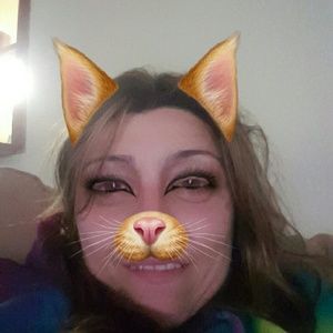 Meet your Posher, Eva