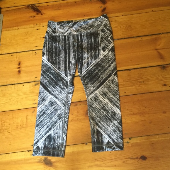 Wunder Under Crop Leggings
